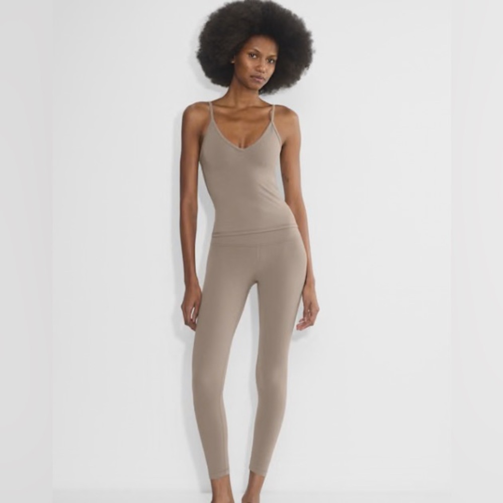 Aritzia Tan Leggings